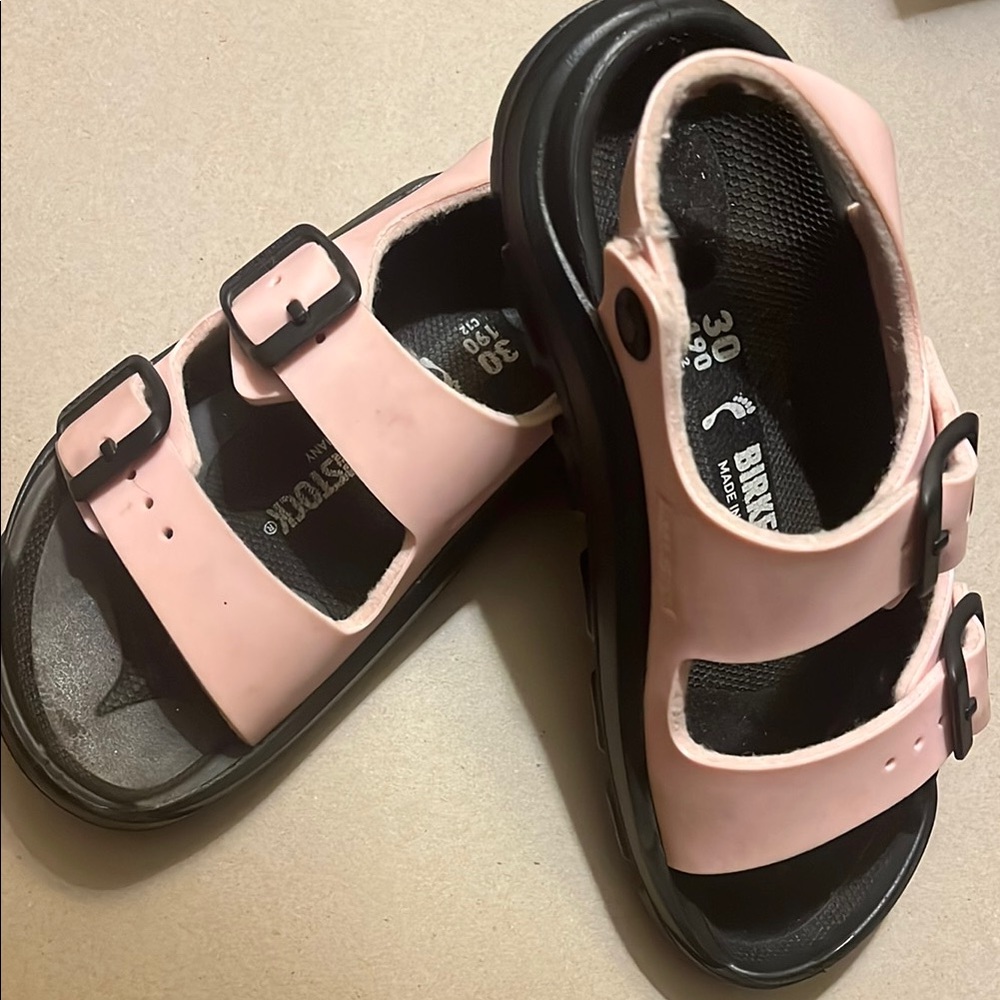 Birkenstock Kids Pink Buckle Sandals - Comfort Footbed